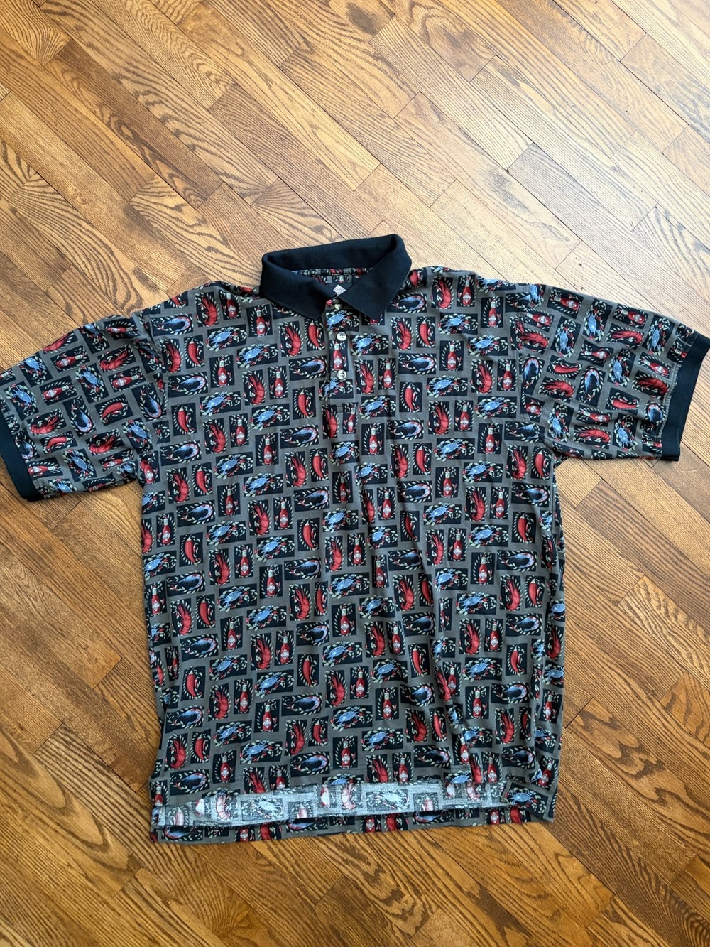 Tabasco Men’s XL Cotton Polo Collared Short Sleeve Hot Sauce Seafood Print Shirt
